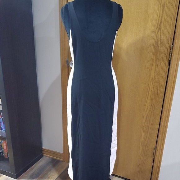Wilfred High Low Tank Maxi Dress in Black and White - Picture 6 of 7